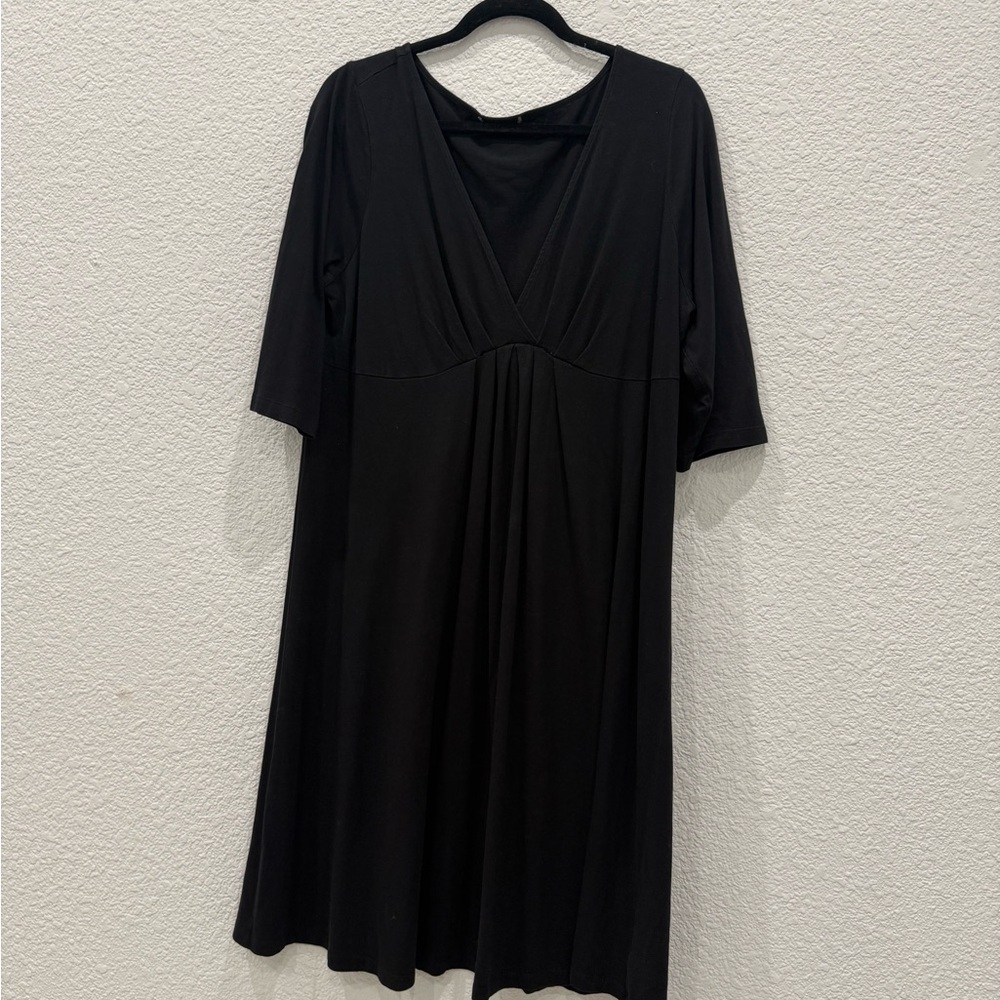 Elegant Black V-Neck Dress